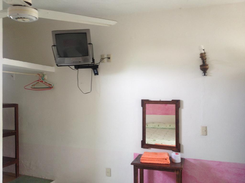 Hotel San Lorenzo Barra de Navidad Rum bild