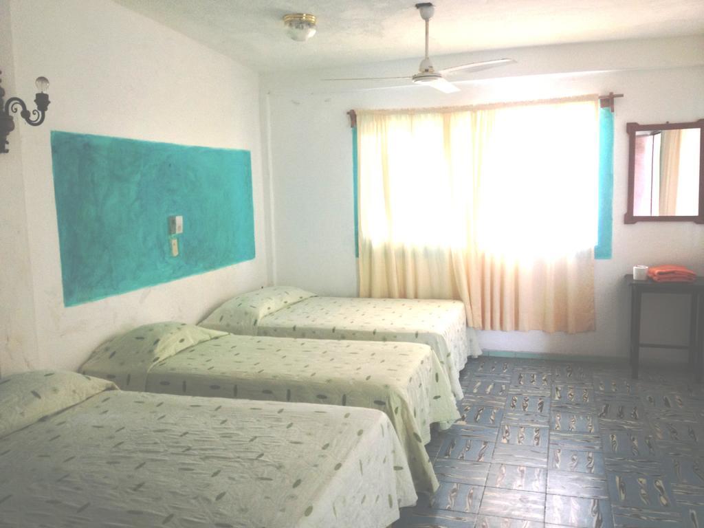 Hotel San Lorenzo Barra de Navidad Rum bild