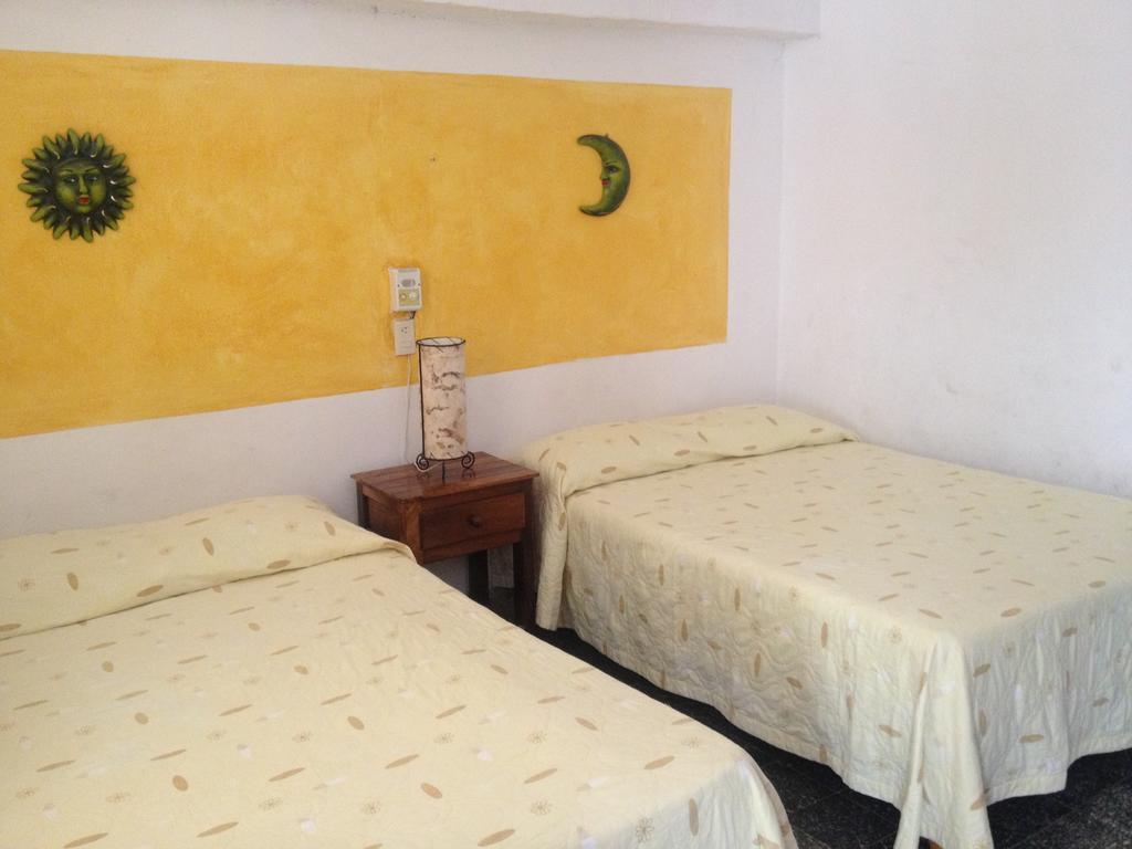 Hotel San Lorenzo Barra de Navidad Rum bild