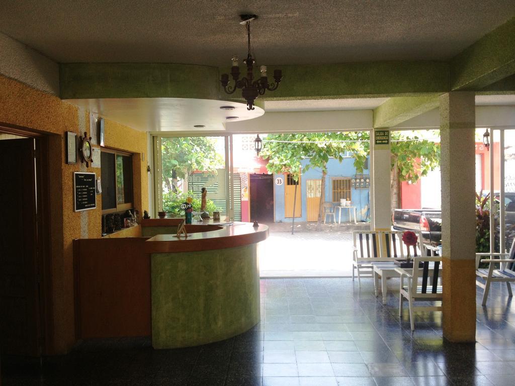 Hotel San Lorenzo Barra de Navidad Exteriör bild