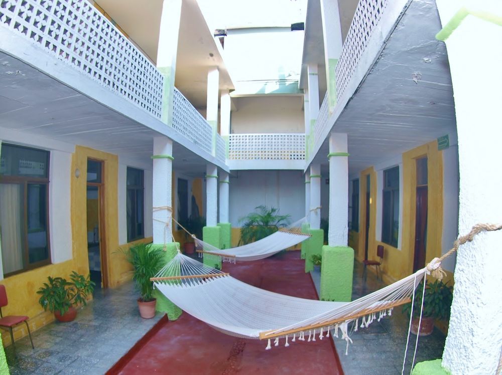Hotel San Lorenzo Barra de Navidad Exteriör bild